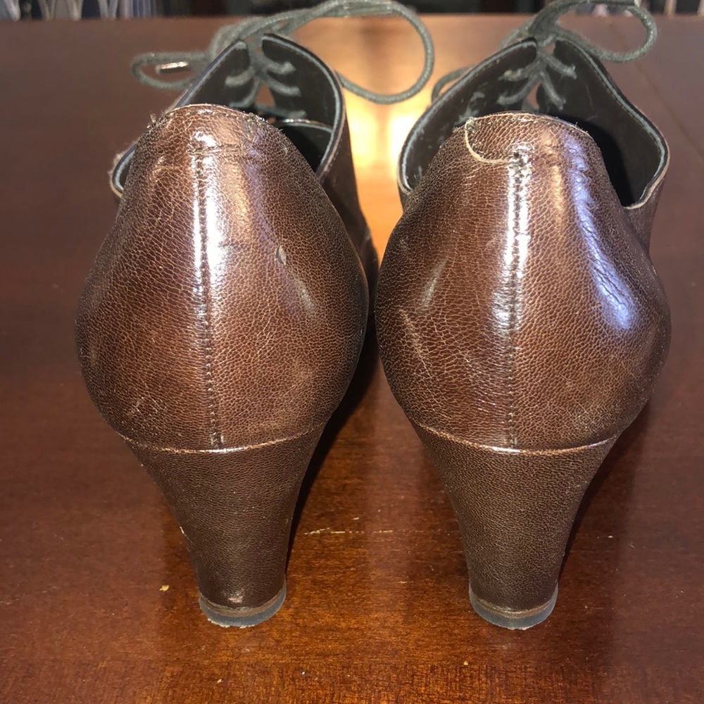 Brown leather lace up booties - Picture 3 of 3